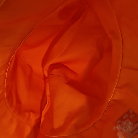 Buccaneers hat NEW - Picture 4 of 5